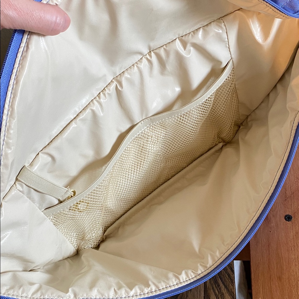Canvelle Limited Oversized Quilted Fanny Pack - Picture 3 of 4
